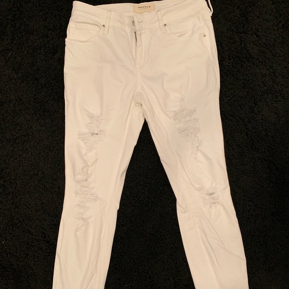 PacSun Denim - White ripped jeans PacSun Denim - White ripped jeans
